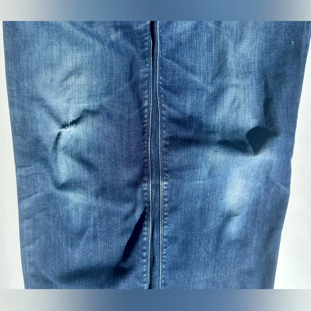 Boss MAINE Regular fit Men’s Slim Straight Jeans in Deep Blue, W 35, L 34